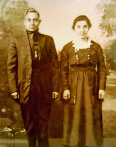 Borelli, Giovanni & Luisa (1930)